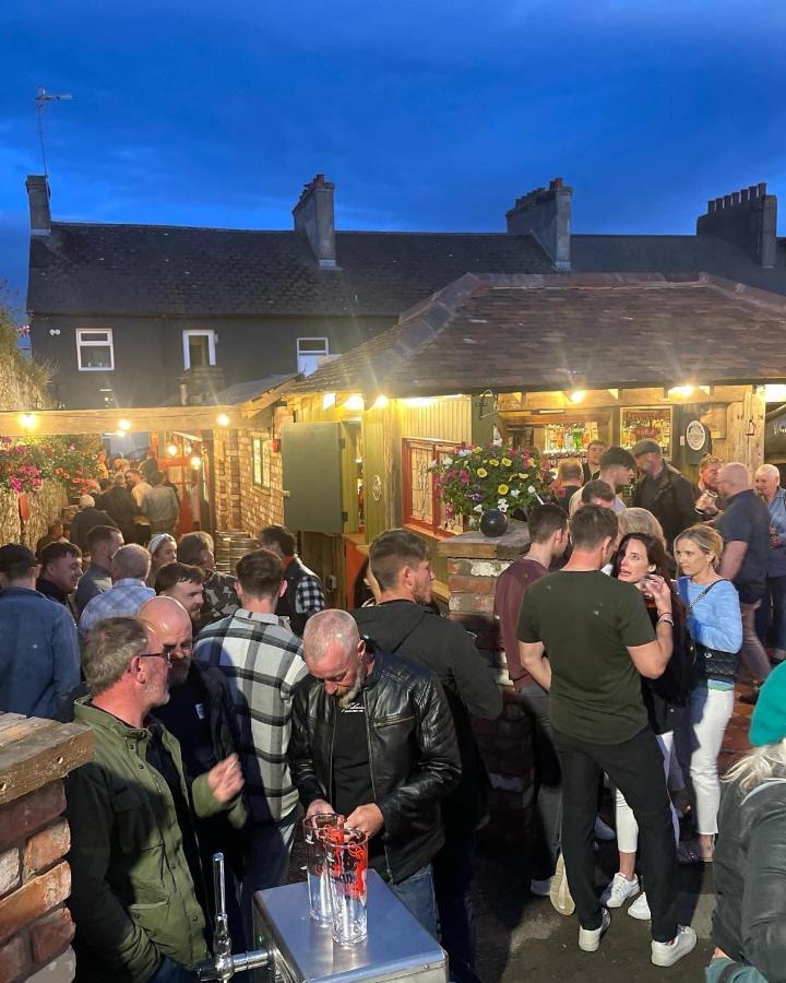 The Dundrum Inn B&B エクステリア 写真