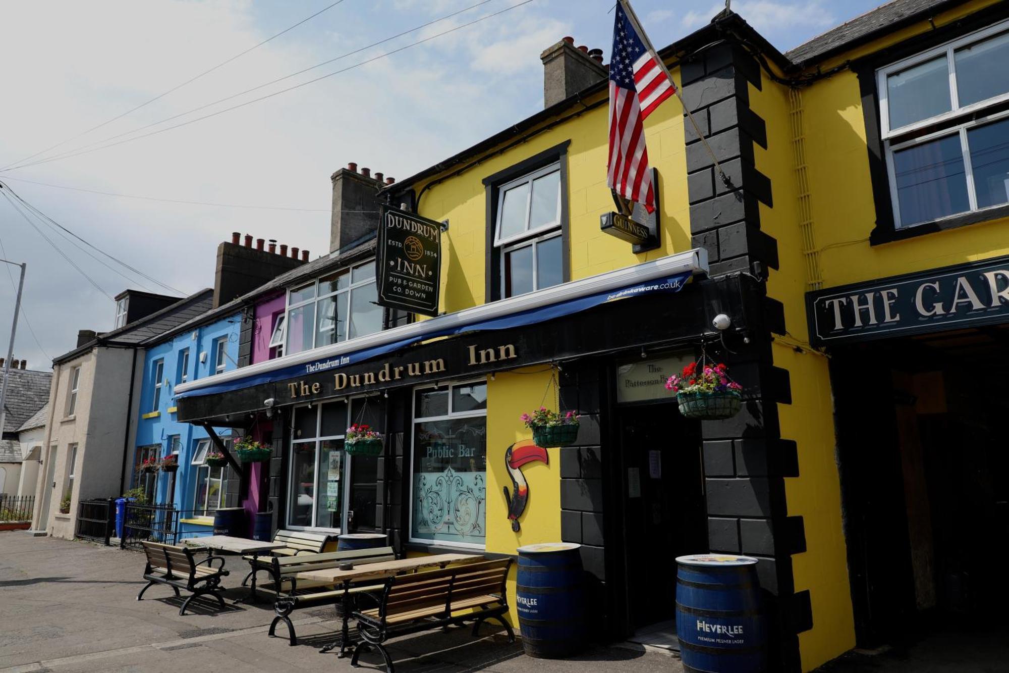 The Dundrum Inn B&B エクステリア 写真