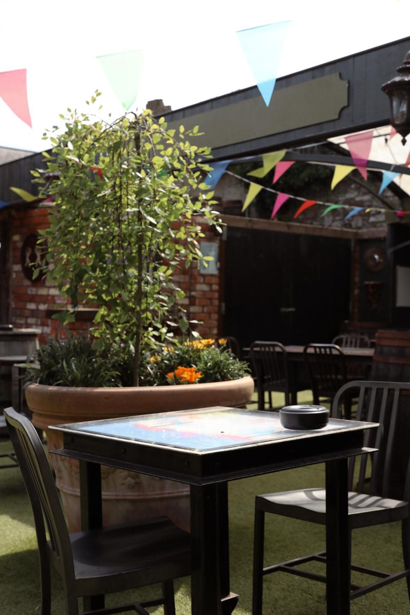 The Dundrum Inn B&B エクステリア 写真
