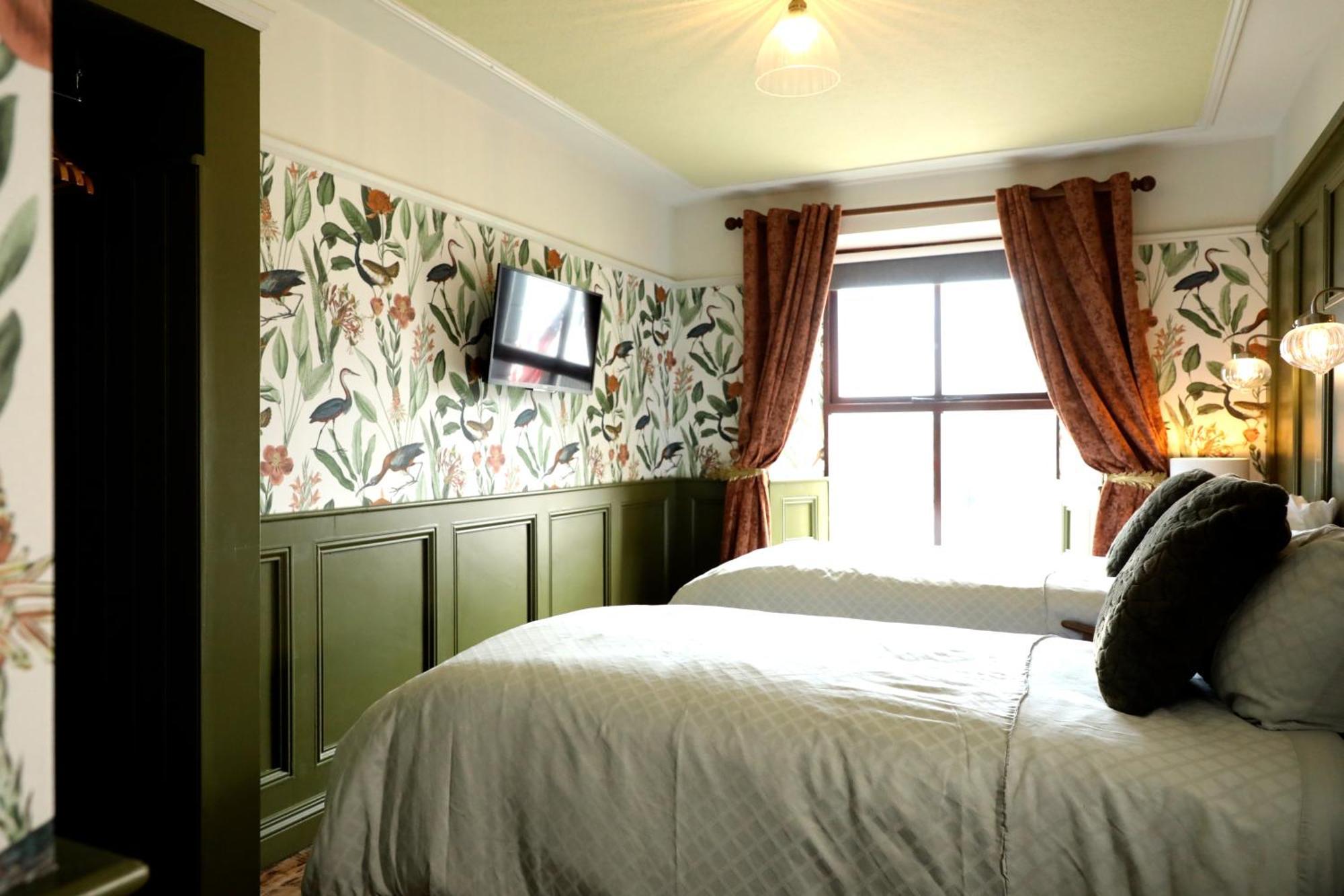 The Dundrum Inn B&B エクステリア 写真